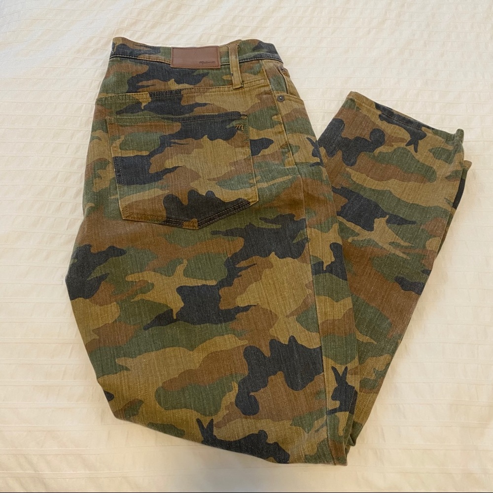 MADEWELL Camo The Highrise Slim Boyjean